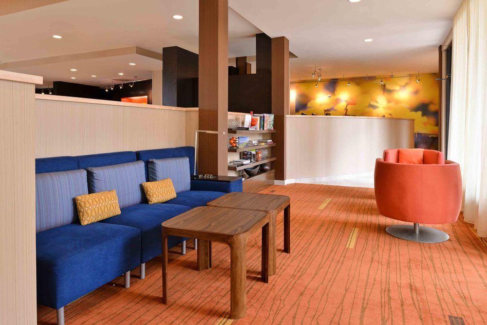 Courtyard By Marriott Dallas Northwest Exterior photo